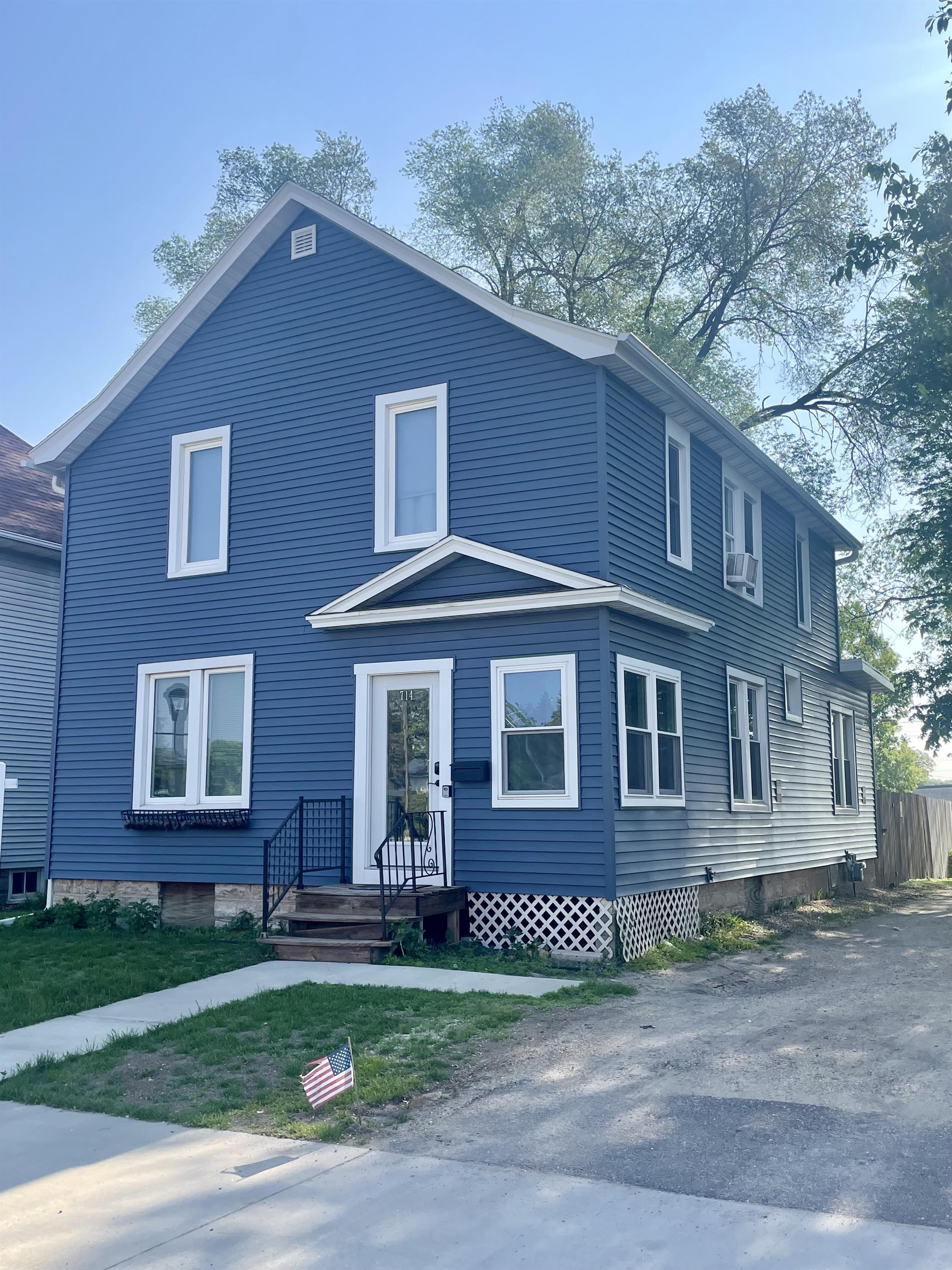 714 North Broadway Avenue - 1